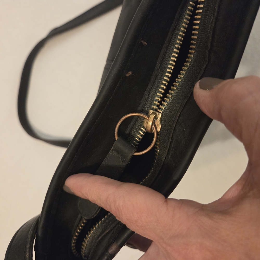 COACH Vintage 90's SoHo Bleeker Black Glove Tanned Leather Bucket/Shoulder Bag - Picture 14 of 14